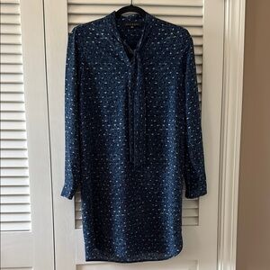 ✨ Jasmine & Juliana Blue Tie-Neck Dress Size 4 - Long Sleeve Printed Shift ✨